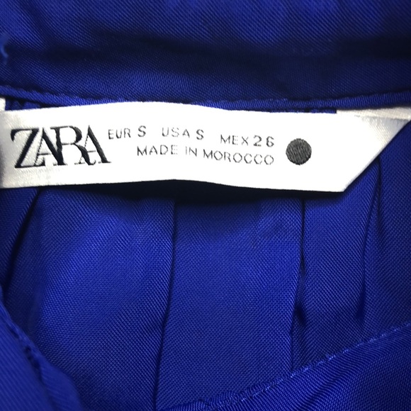 Women’s Blouse with ruffles - Picture 2 of 5